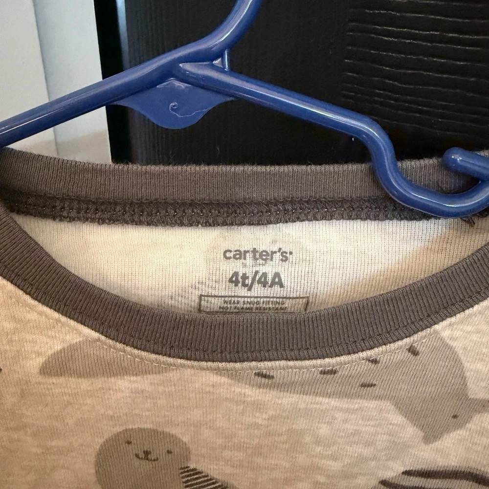 Carter’s 4T Long Sleeve Pajama Top – Neutral‎ Animal Print